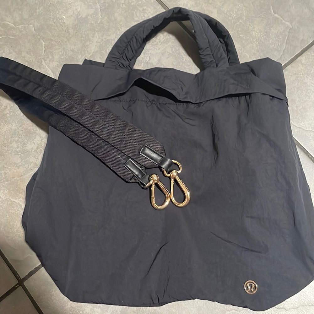 lululemon on my level bag 19L